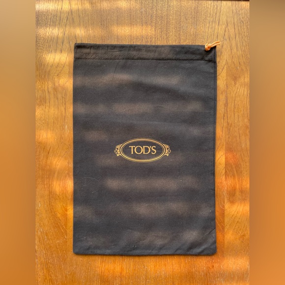 TOD’s Brown Duster Bags - Picture 4 of 4